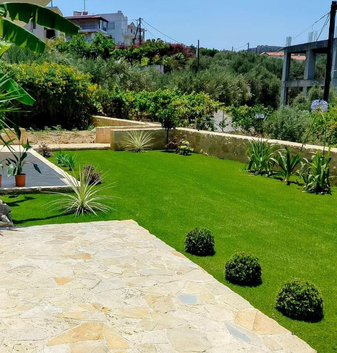 Xenia'S Countryside Guesthouse Agia Marina Exteriör bild
